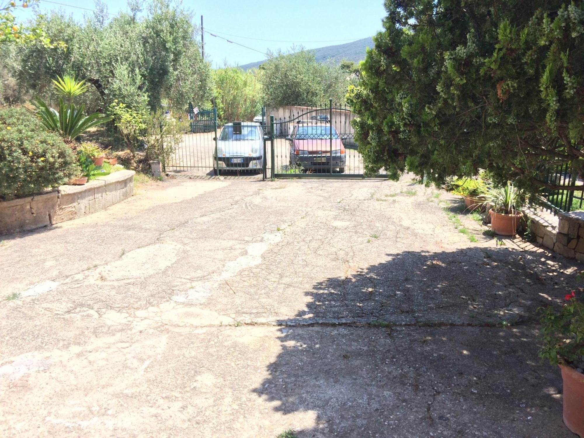 Casa Vacanze La Tuia Castellabate Exteriör bild